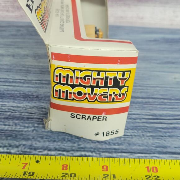 Vtg Ertl mighty movers 1/64 IH 412B diecast Scraper yellow/white blue Stripe - Picture 7 of 10